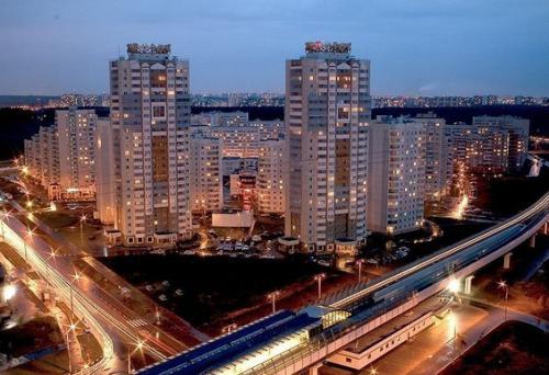 Если снять квартиру в Бутово, то домой из центра можно добираться вот на таком легом метро